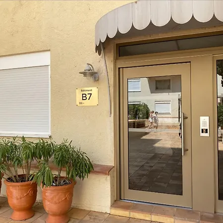 4 P Avec Grande Terrasse, Piscine, Parking Dans Tropez Centre * Saint-Tropez